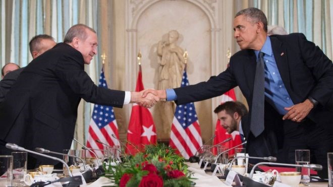 201694636085684531102629erdogan_obama_paris_meeting_950x633_afp_nocredit